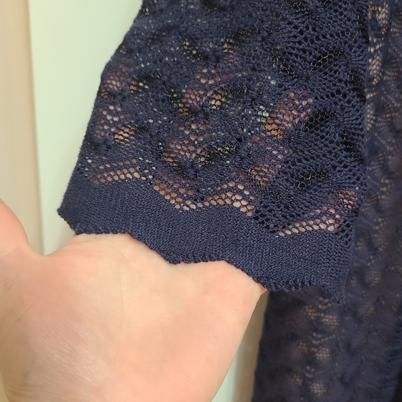 Coastal Grandm Large lace navy shift dress with stretch - Picture 3 of 11